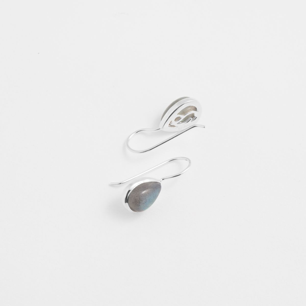 Polished labradorite - Ohrhänger - Grau