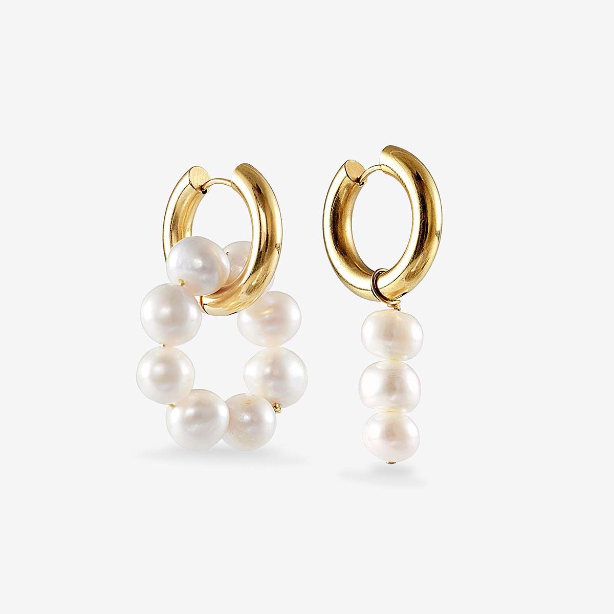Mismatched pearl earrings - Perlenohrringe - Gold
