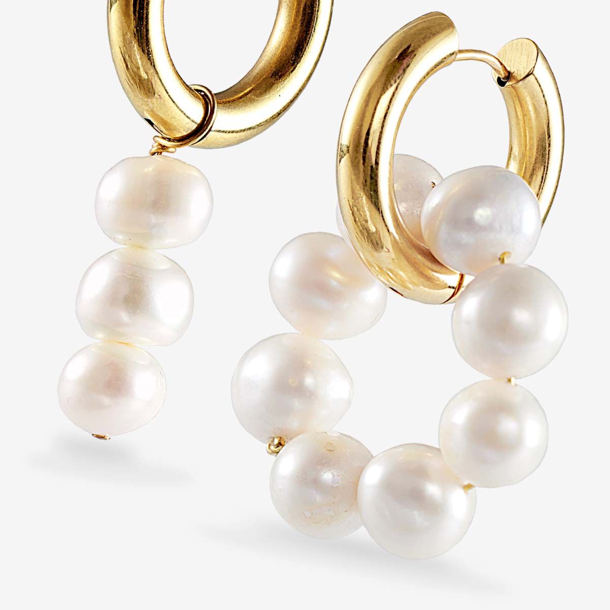 Mismatched pearl earrings - Perlenohrringe - Gold
