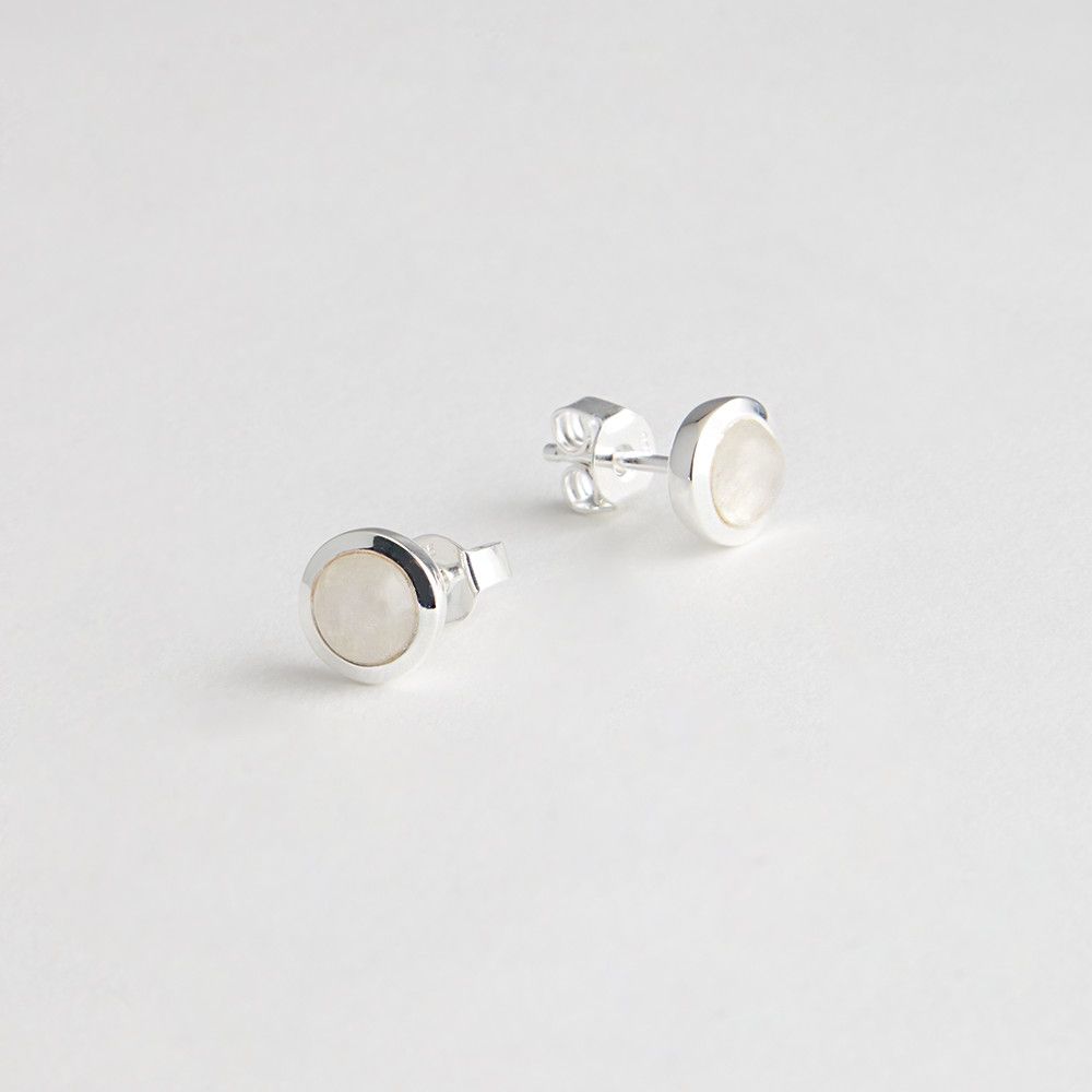 Faceted rainbow moonstone - Ohrstecker - Weiss