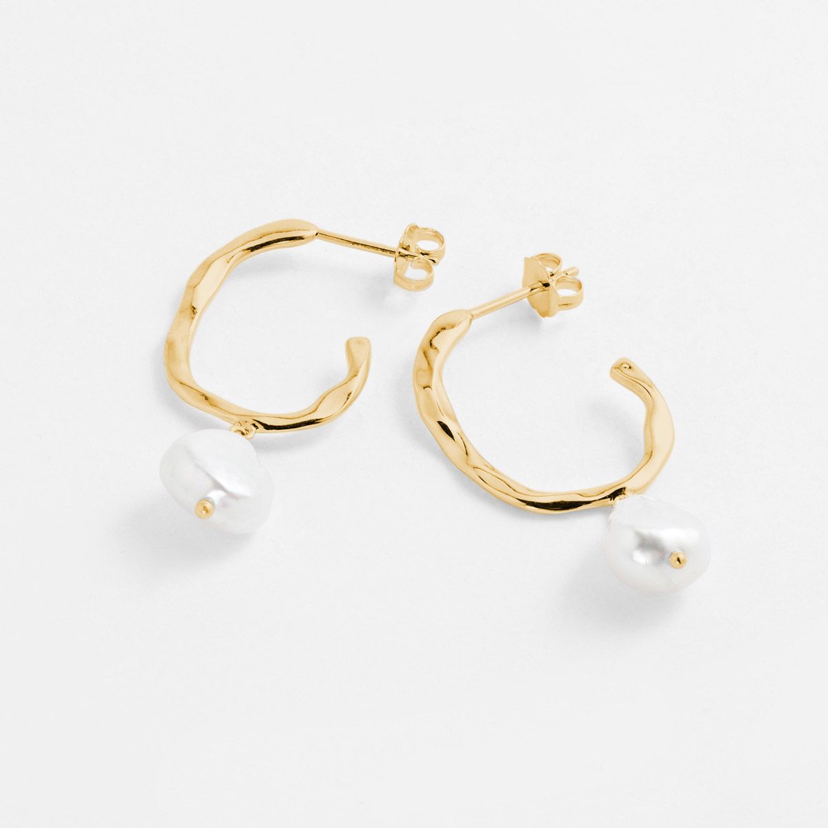 Caroline - Perlenohrringe - Gold
